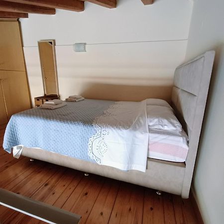 Mary'S Bright Apartment - Corfu Old Town Luaran gambar