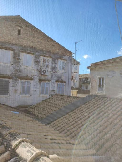 Mary'S Bright Apartment - Corfu Old Town Luaran gambar