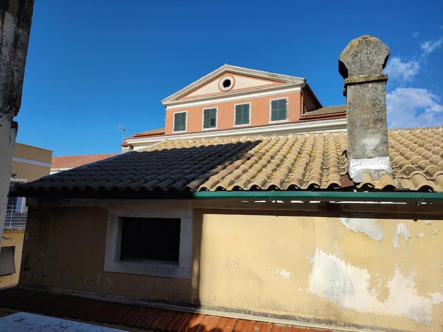 Mary'S Bright Apartment - Corfu Old Town Luaran gambar